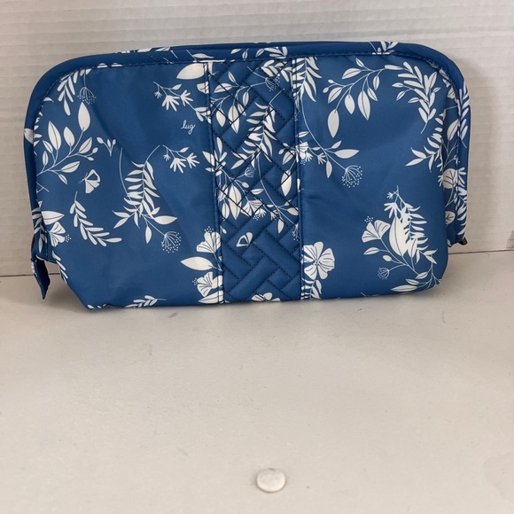 Lug Bag - Flash - Floral Blue Women's Cosmetics Bag - Picture 2 of 6